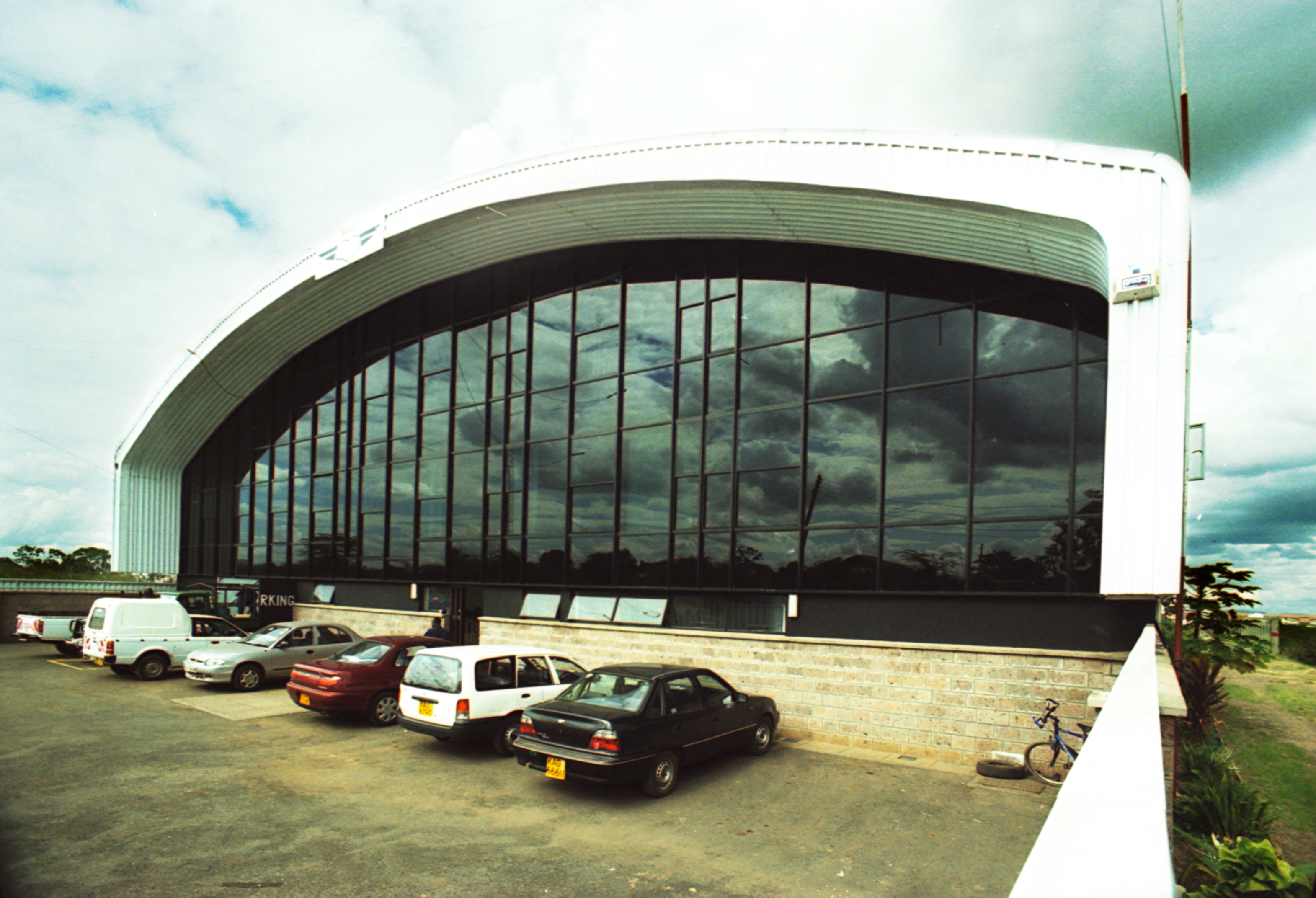 Mission Aviation Hangar, 1997 — image 3 of 3